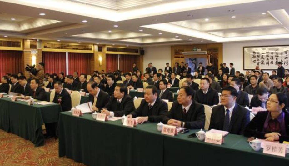 步步高升喜上市 共同奮進迎挑戰